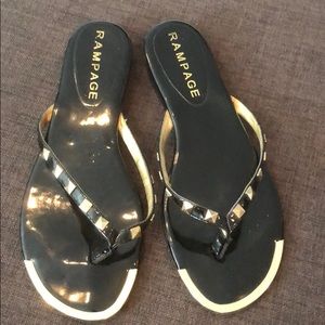 Rampage Black & Gold Sandals